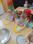 Pkaż album Zajęcia sensoryczne